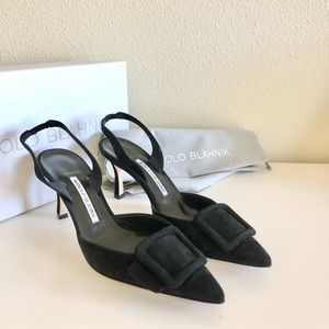 NWT MAYSLI Monolo Blahnik Slingback black heels